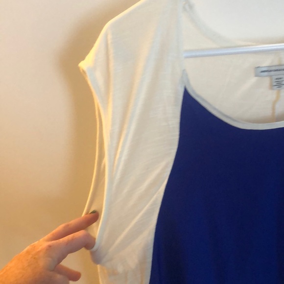 Color block top - Picture 2 of 5